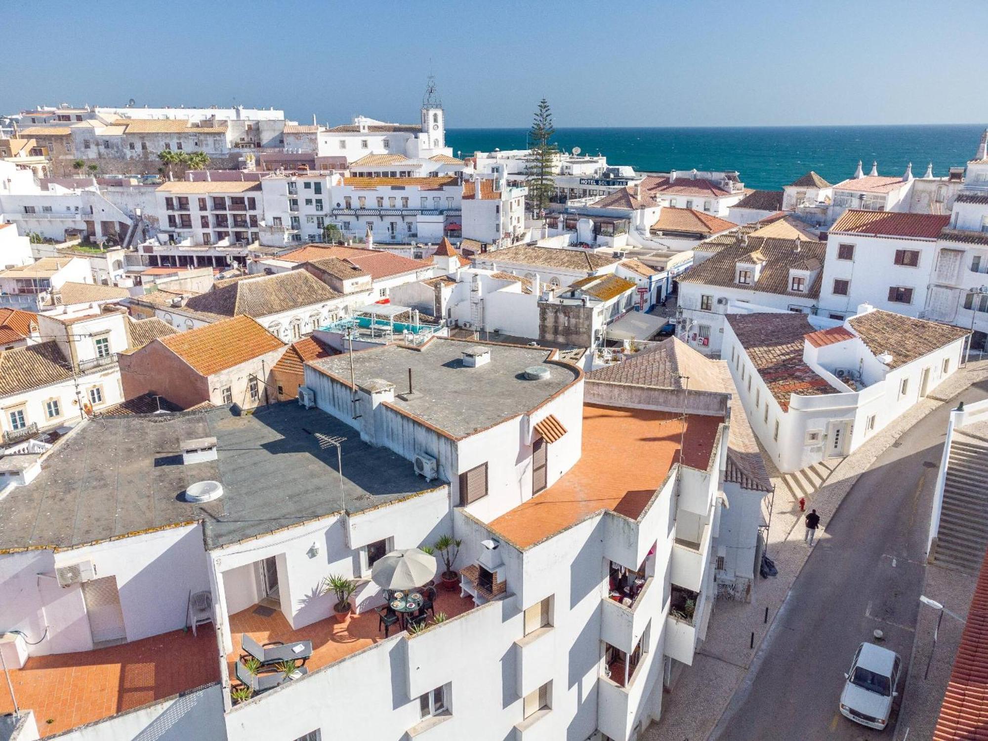 Lena'S Beach House By Hellovacations Albufeira Exterior photo